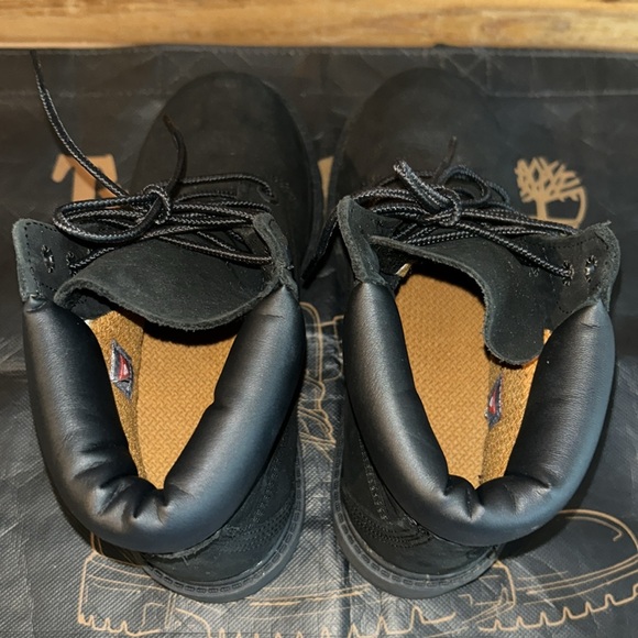 Women’s 5 Timberland Boots - Picture 9 of 10